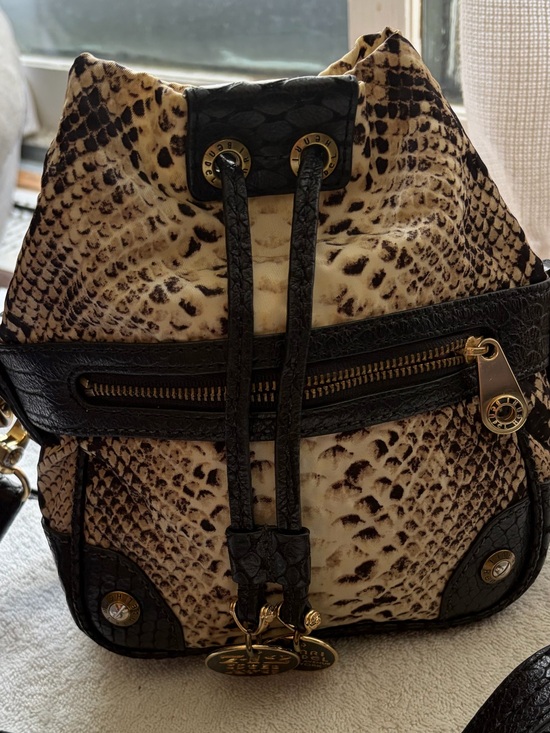 henri bendel Handbags - Vintage Henri Bendel Snake-Print Drawstring Crossbody Bag - Black & Beige